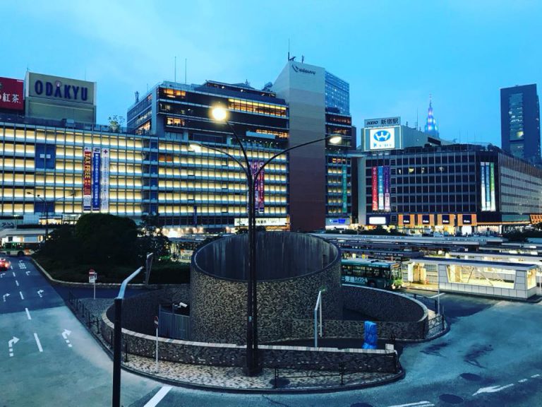 32930933_1328743563936782_1496900856908349440_n