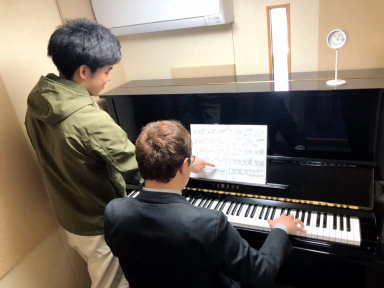 4BADB33A-9690-4163-8AFB-8E7CB3DA071C